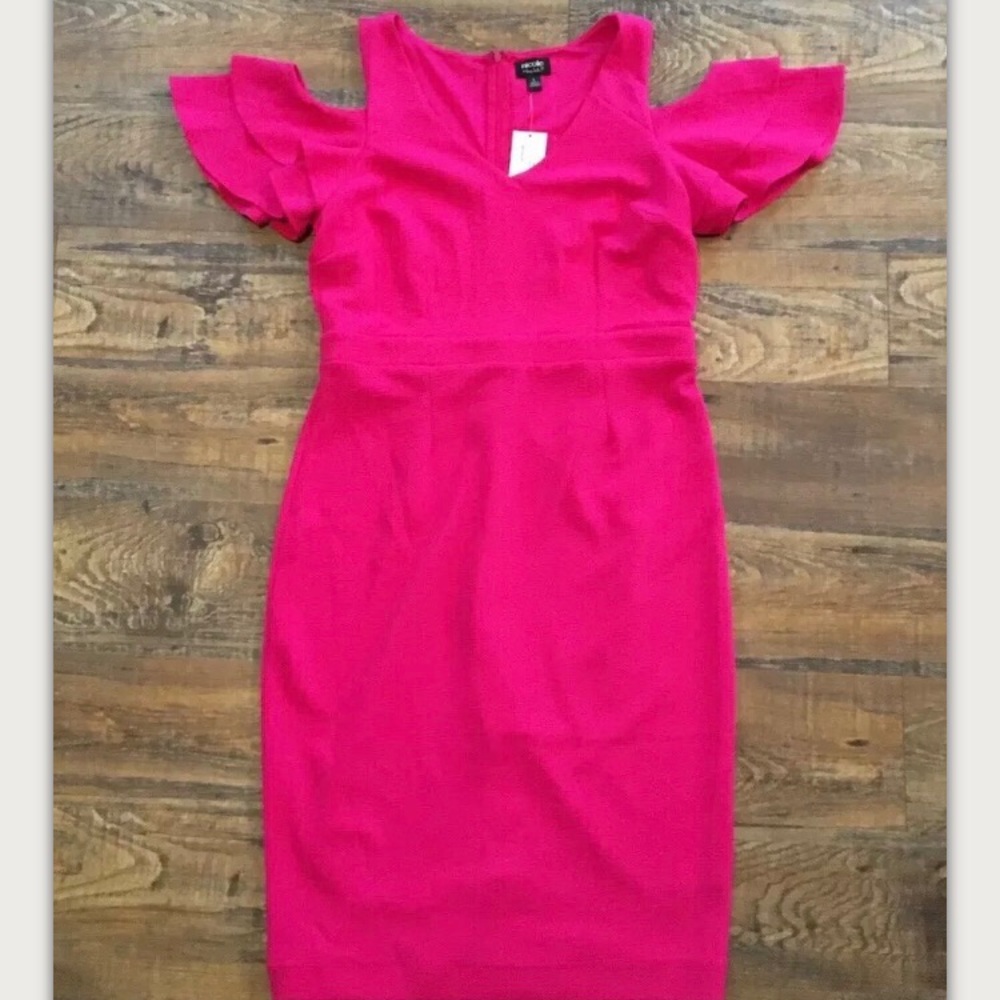 NWT Nicole by Nicole Miller Cold Shoulder Dress L